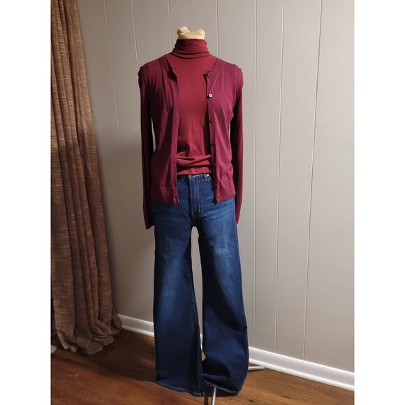 Banana Republic - Women's XS Burgundy Red Knit Cardigan - Picture 1 of 9